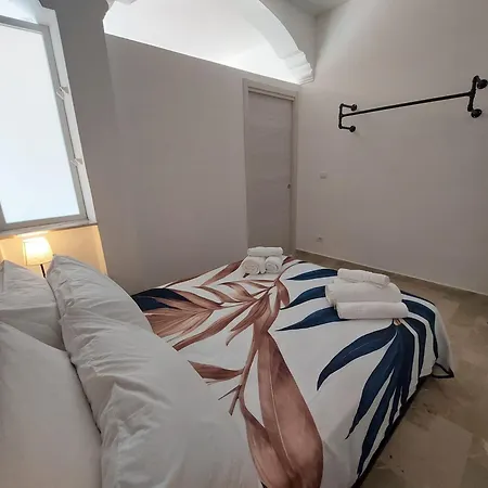 Aparthotel Rochouse La Rotonda Mirabella Imbaccari